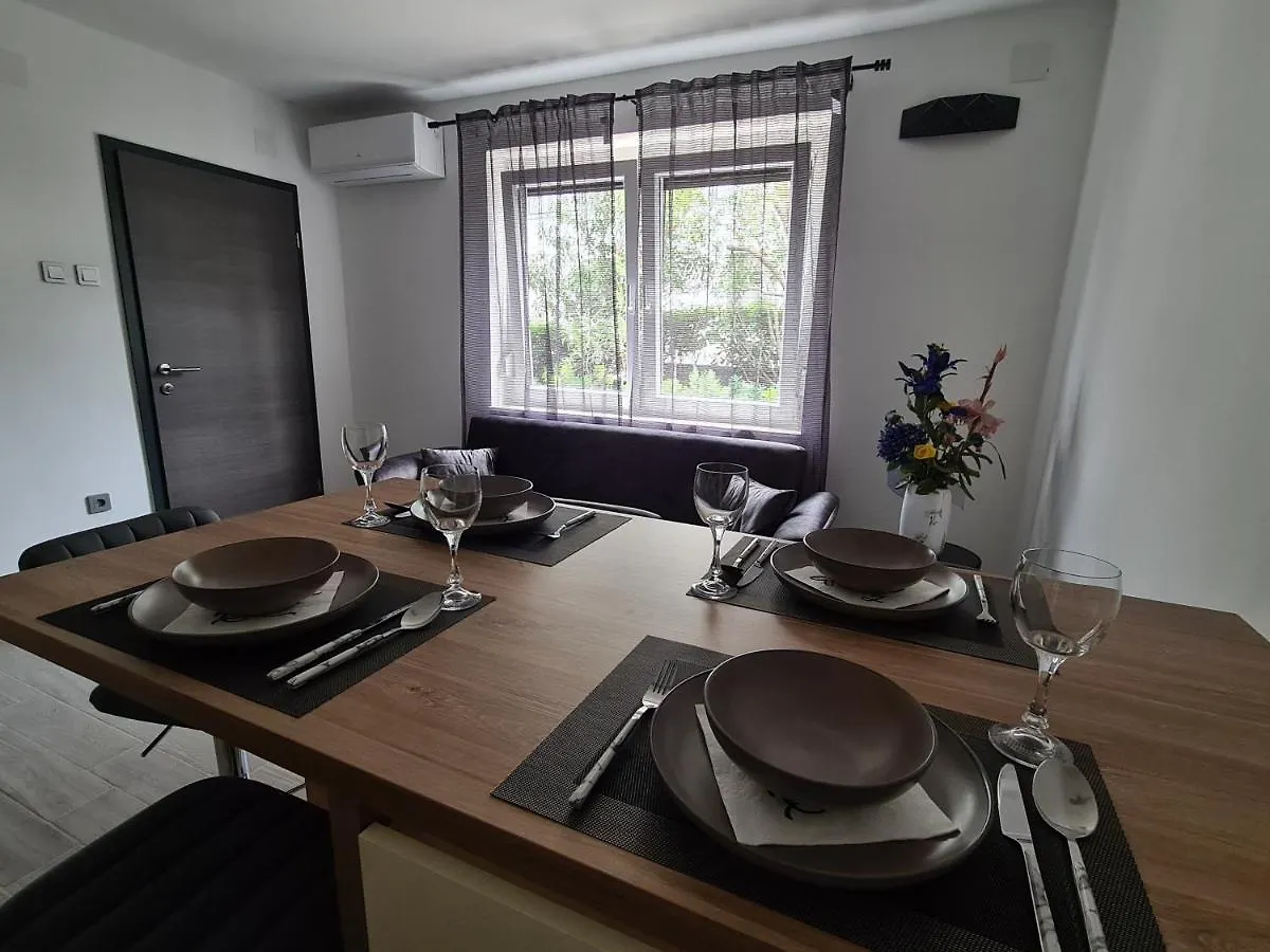 Apartment Apartman Nika Crikvenica